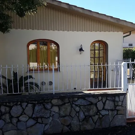 بيت للعطل La Casina -